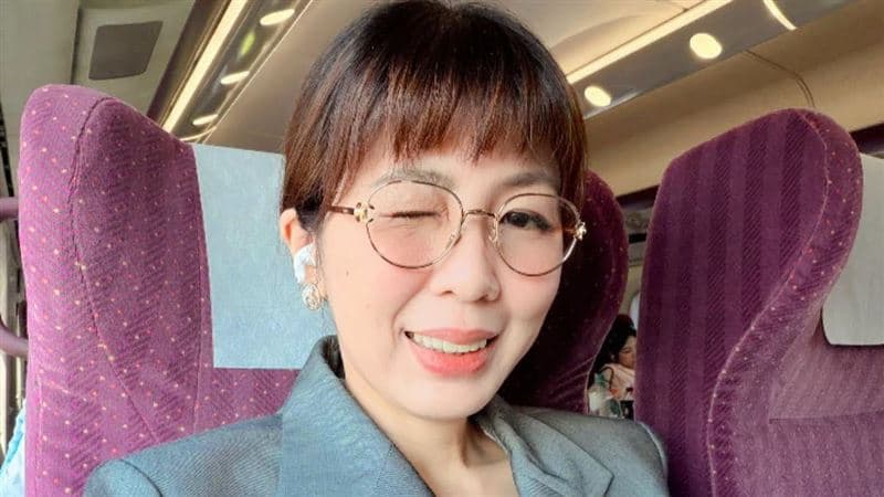 律師曝一關鍵：欣慰羅智強拿這題問沈伯洋