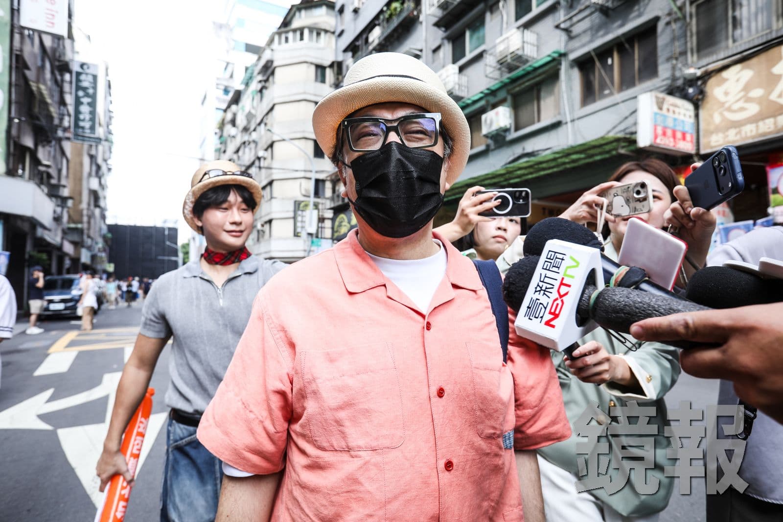 蔡康永現身民進黨台北市長候選人沈伯洋競選總部成立大會，被小粉紅狂批連兩天都登上微博熱搜。攝影鄒保祥 