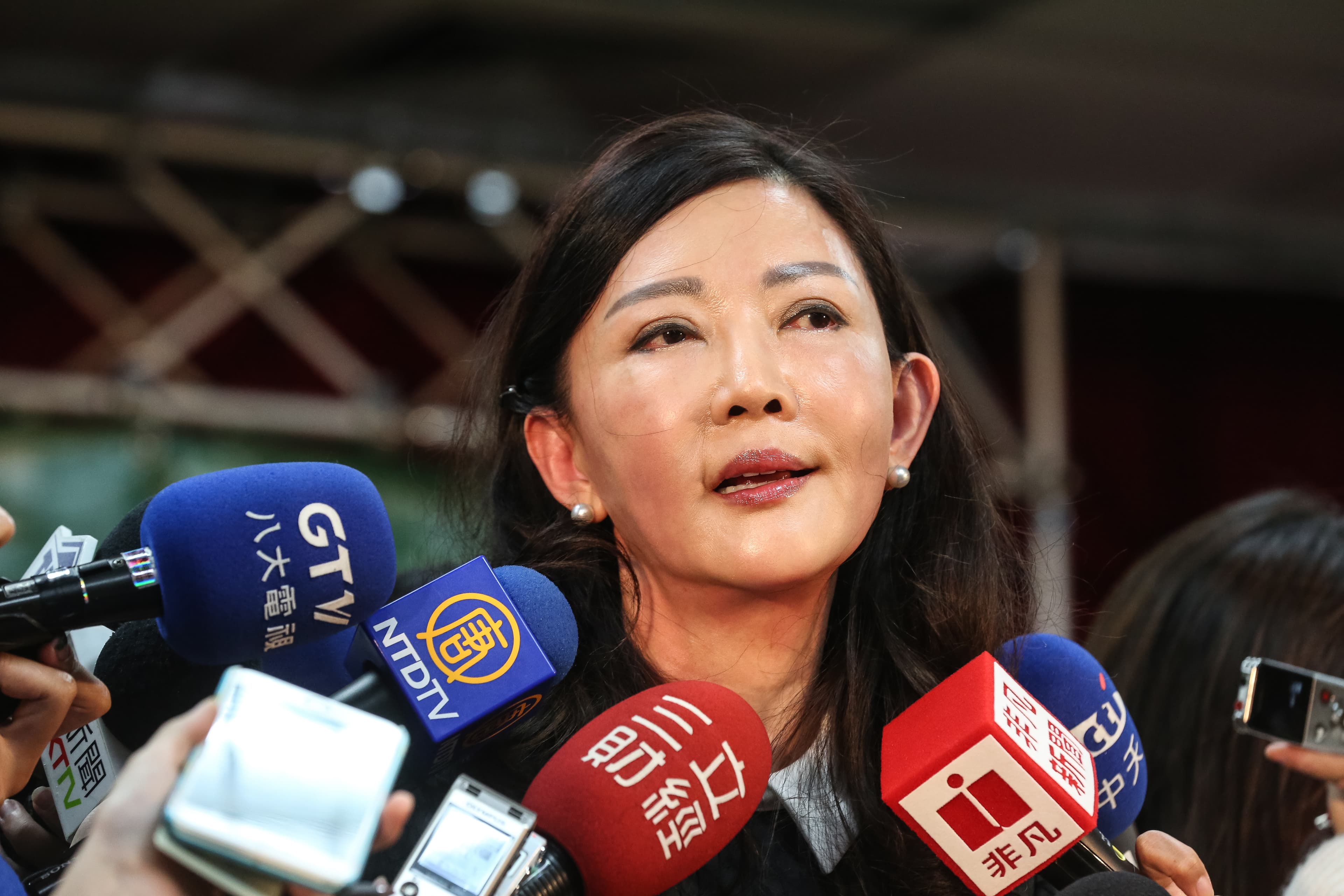 王瑞瑜除了針對台塑近期紛擾解答，也談論局勢變化。