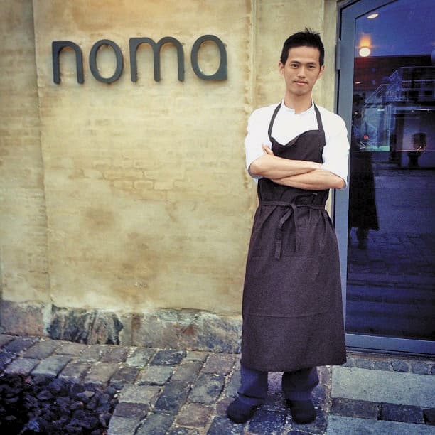 丹麥的noma餐廳曾多次獲選全球最佳餐廳榜首,喬艾爾很愛提及他在noma的實習經歷。(翻攝自喬艾爾臉書)