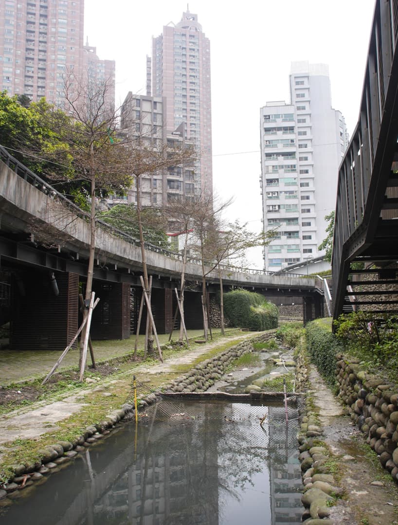 三百年前的河流於現代都市中。符容／攝