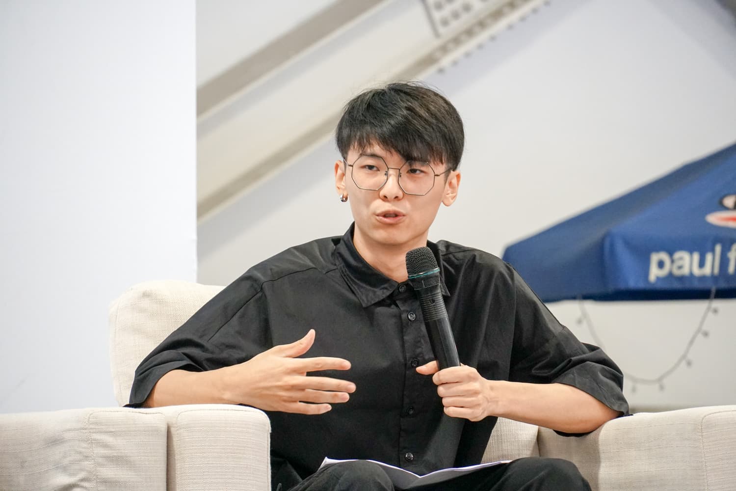 Pony認為故事要流暢,作者需要沉浸在角色的內心世界。