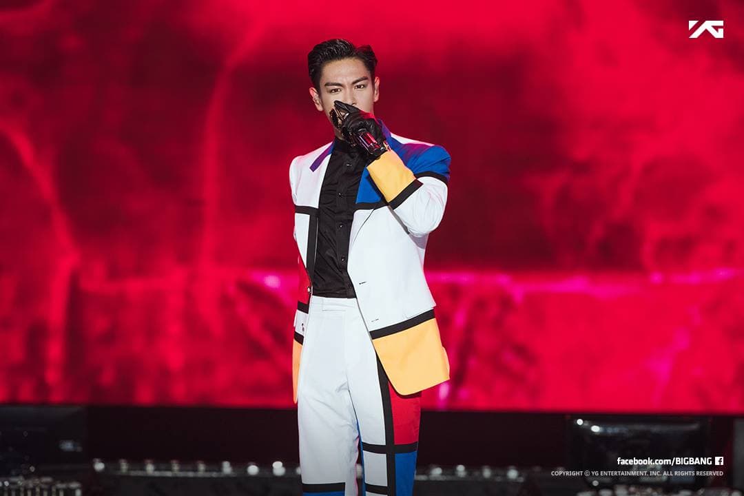 T.O.P曾因吸毒被判刑,但如今與YG娛樂續約,仍是BIGBANG成員。(翻攝BIGBANG FB)