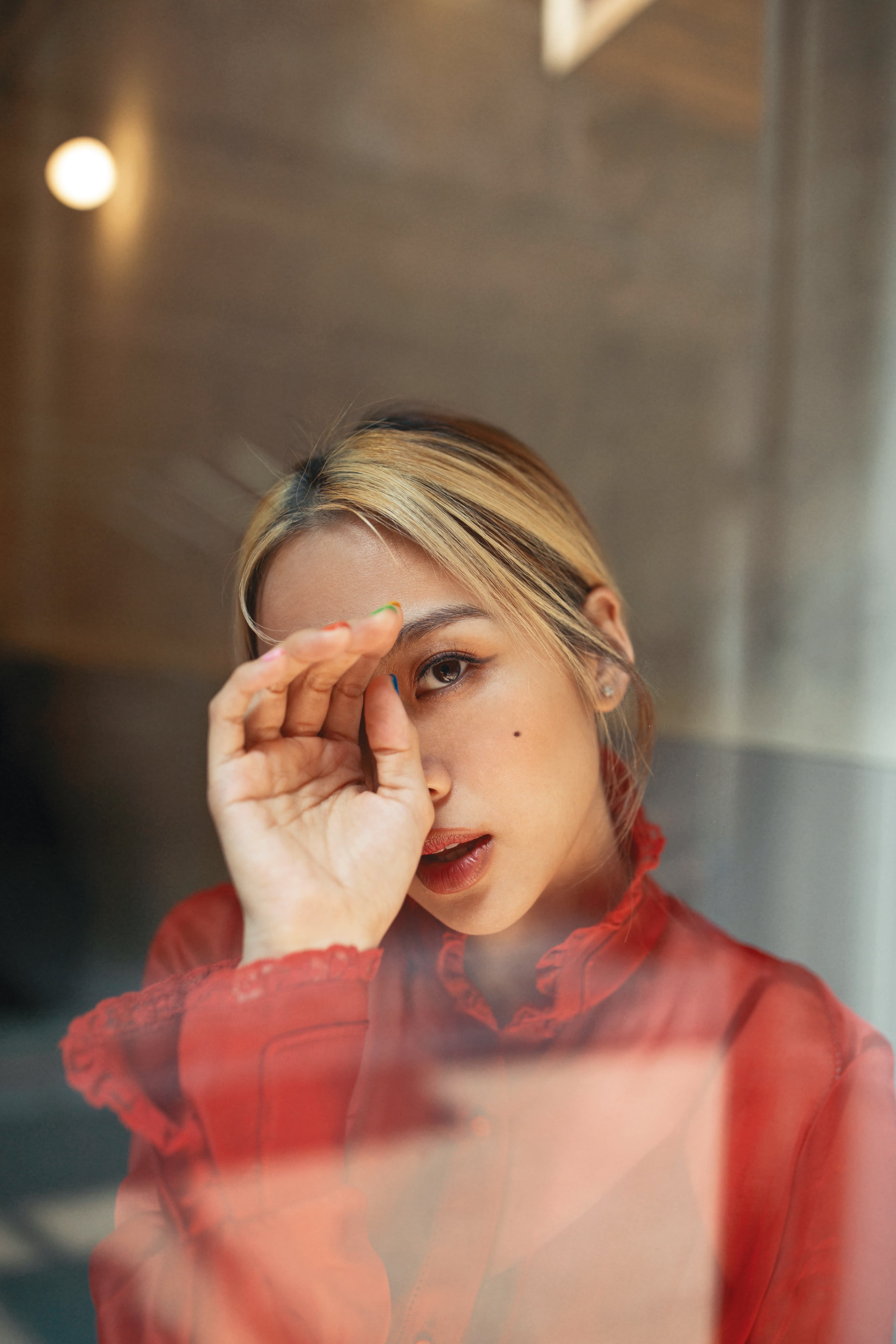 就算可能沒自信,吳映潔是這樣走過來的,「看看鏡子,還是要相信自己可以表現漂亮的樣子。」