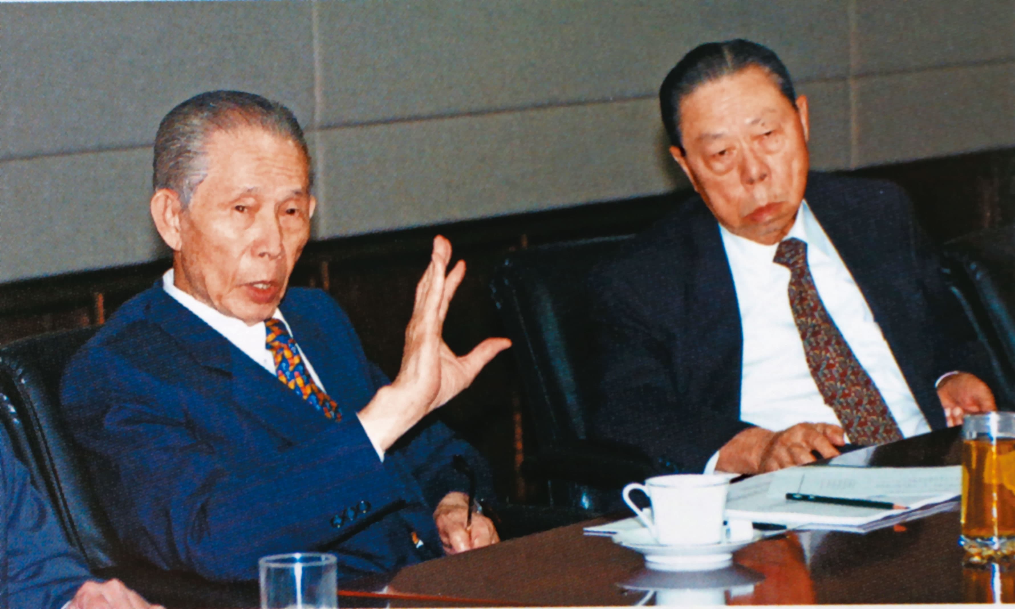 台塑集團由王永慶(左)及王永在(右)兄弟創辦,2人過世後,王文洋提告爭產。(台塑提供)