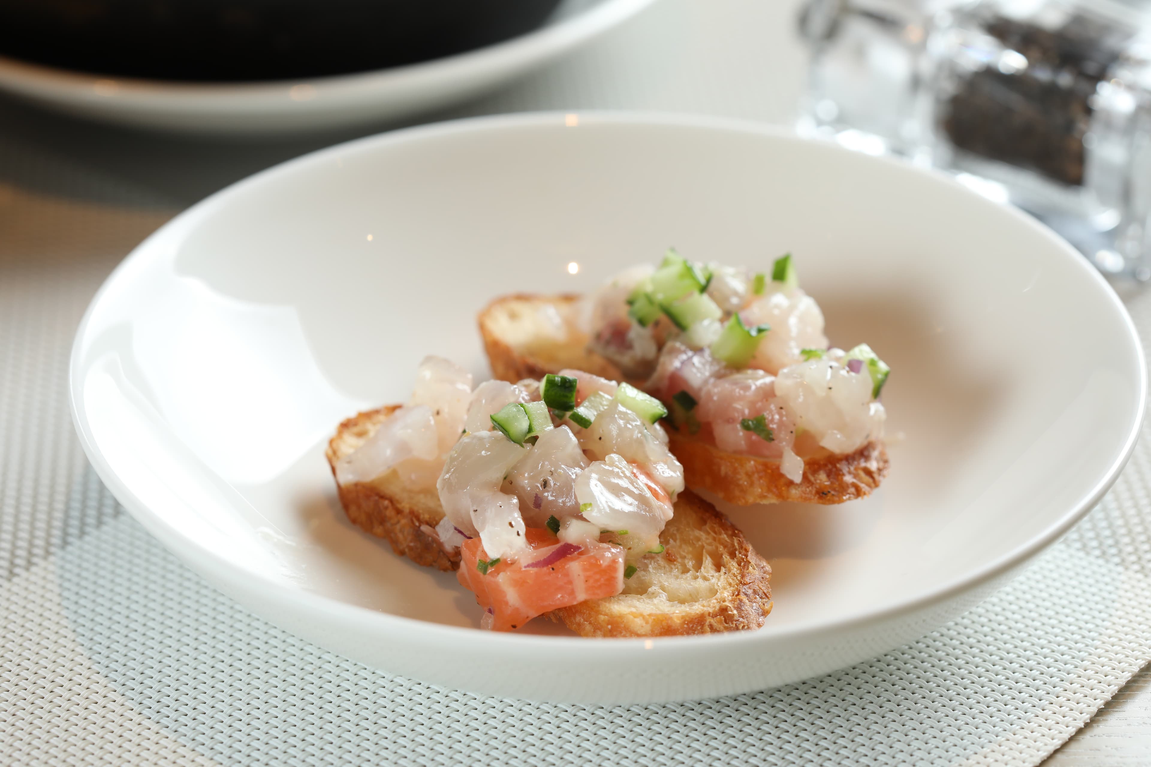 今天的驚喜是有鮮甜海味的Tapas。