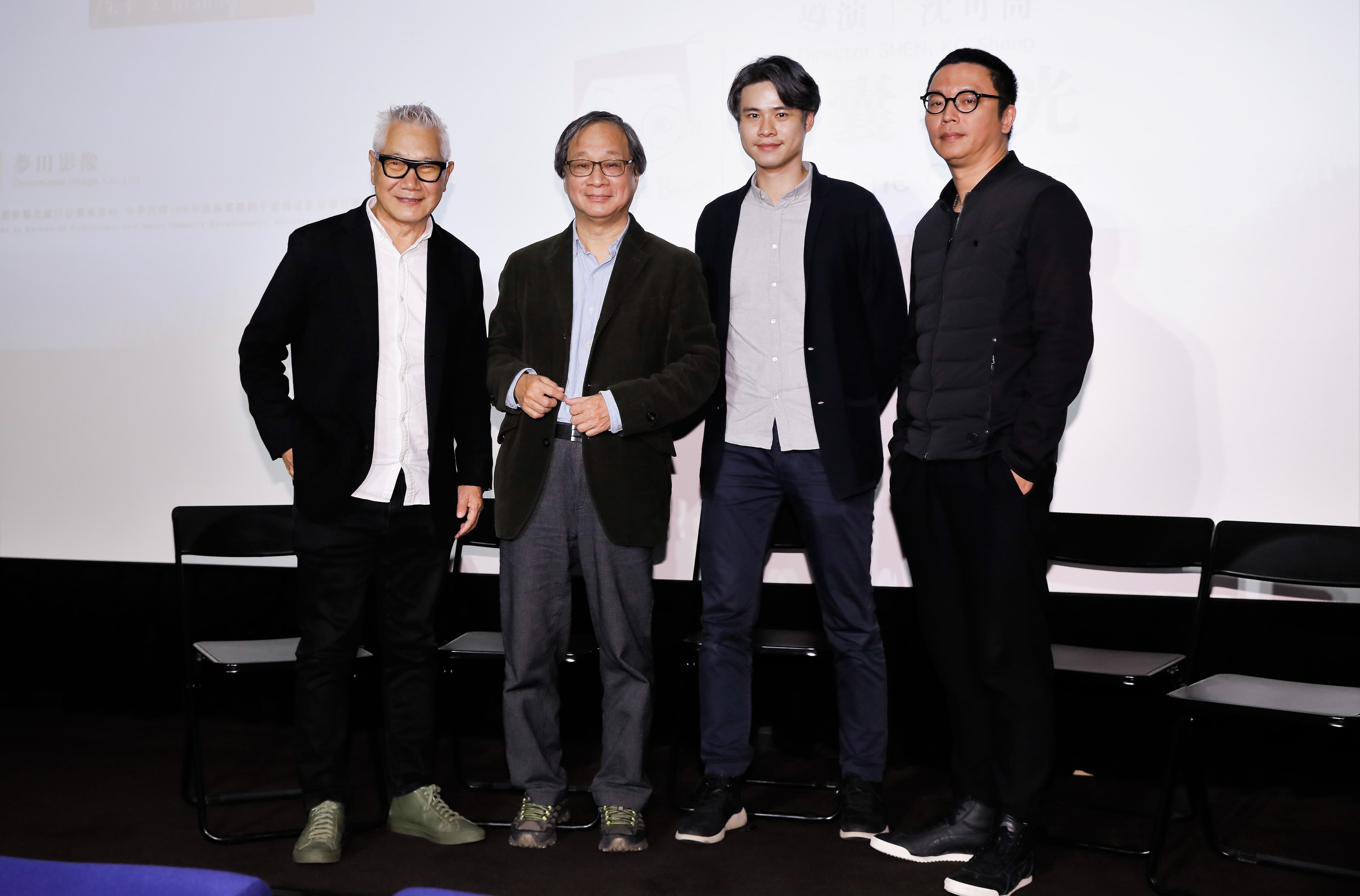 紀實短片《小兒子膠囊時光》舉行媒體分享會,(左起)朱平、小野、吳定謙、導演沈可尚都現身會場。