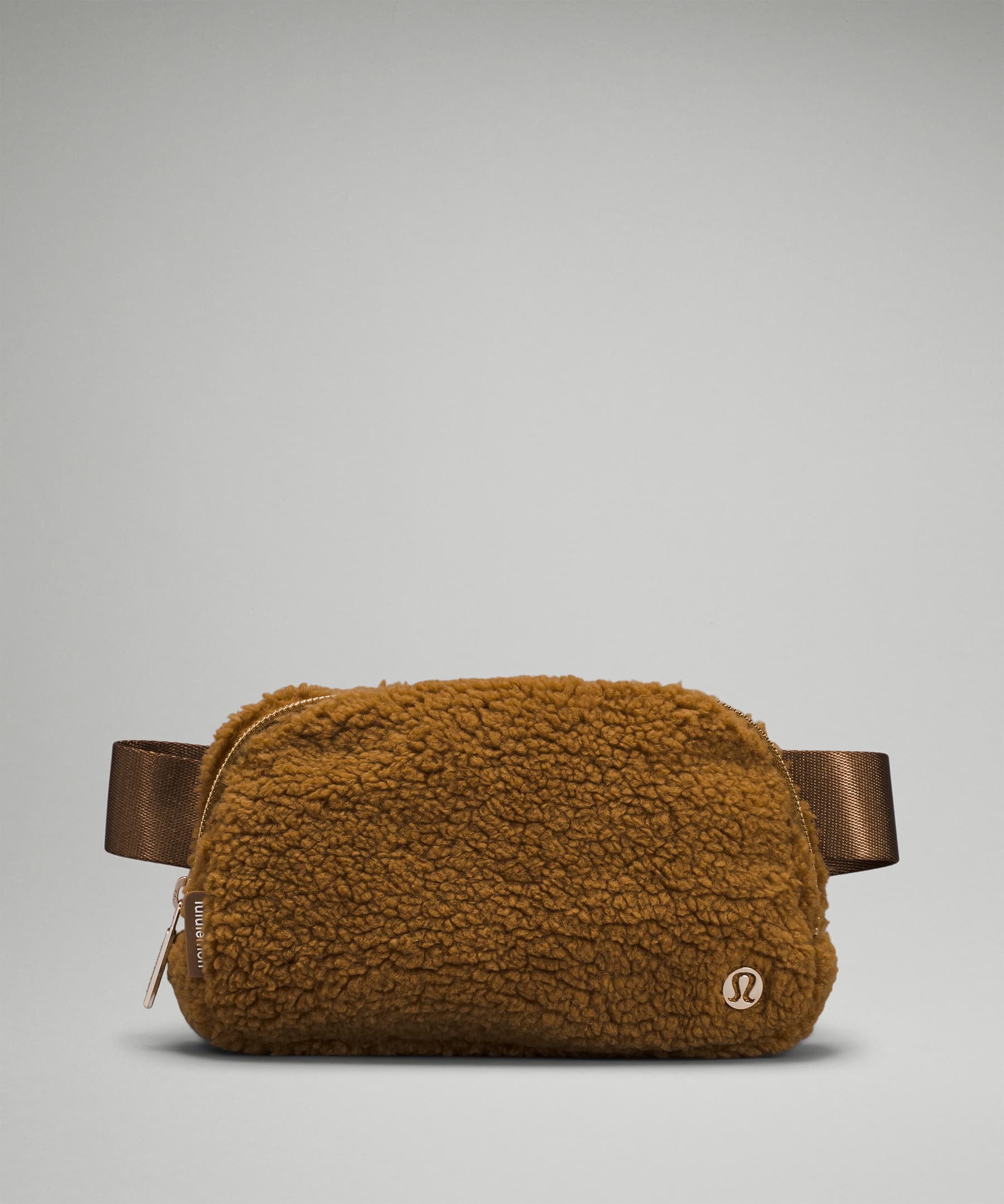 Everywhere腰包。NT$1,680(lululemon提供)