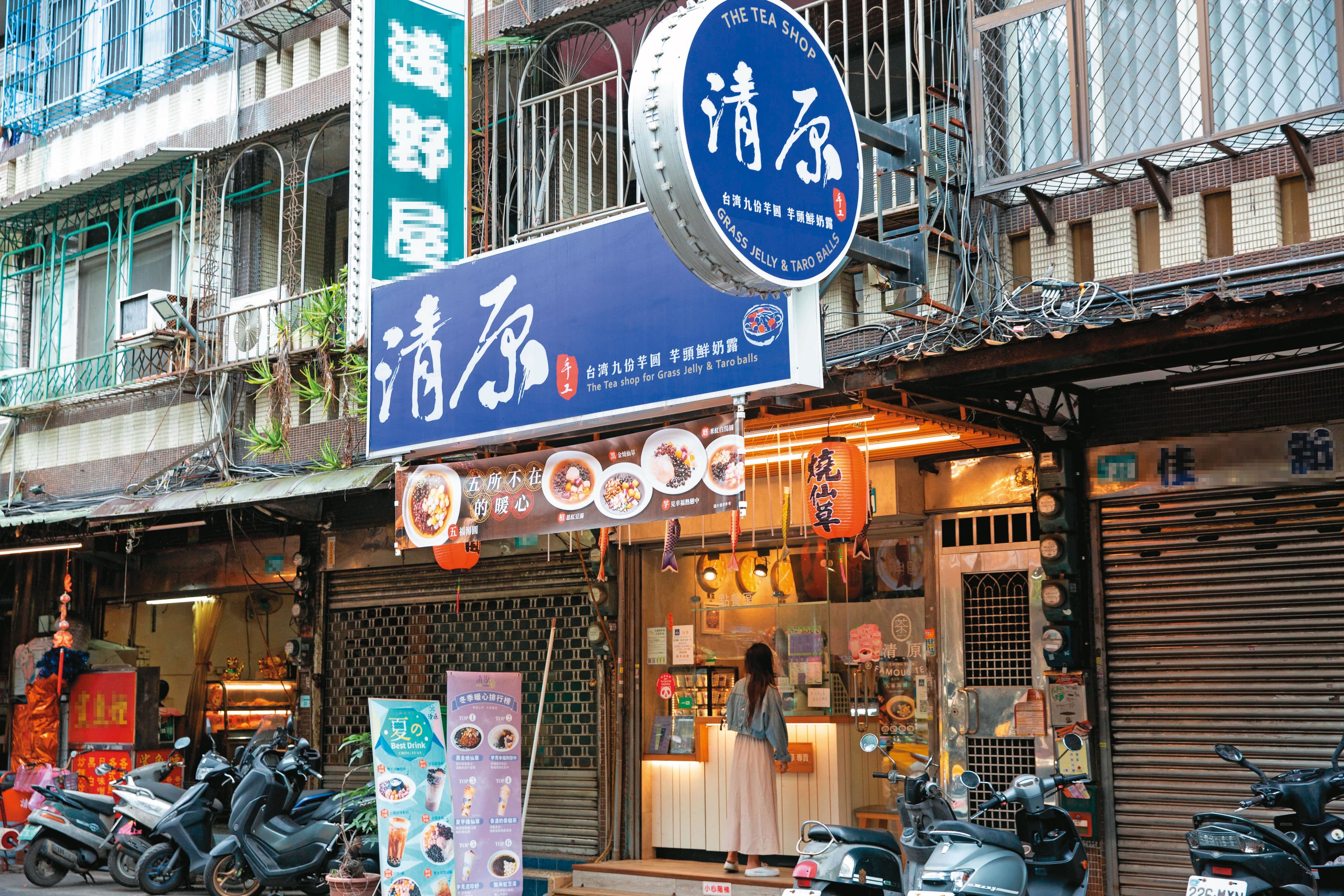 清原芋圓常推出新產品、舉辦促銷活動，但成本都是加盟主自行吸收。（翻攝清原臉書） ←清原芋圓創立於2015年，主要販售芋頭、芋圓相關甜品及飲料。