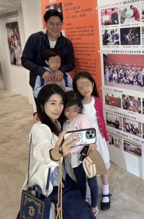 郭晶晶與霍啟剛育有2女1子,夫妻感情恩愛。(翻攝郭晶晶小紅書)