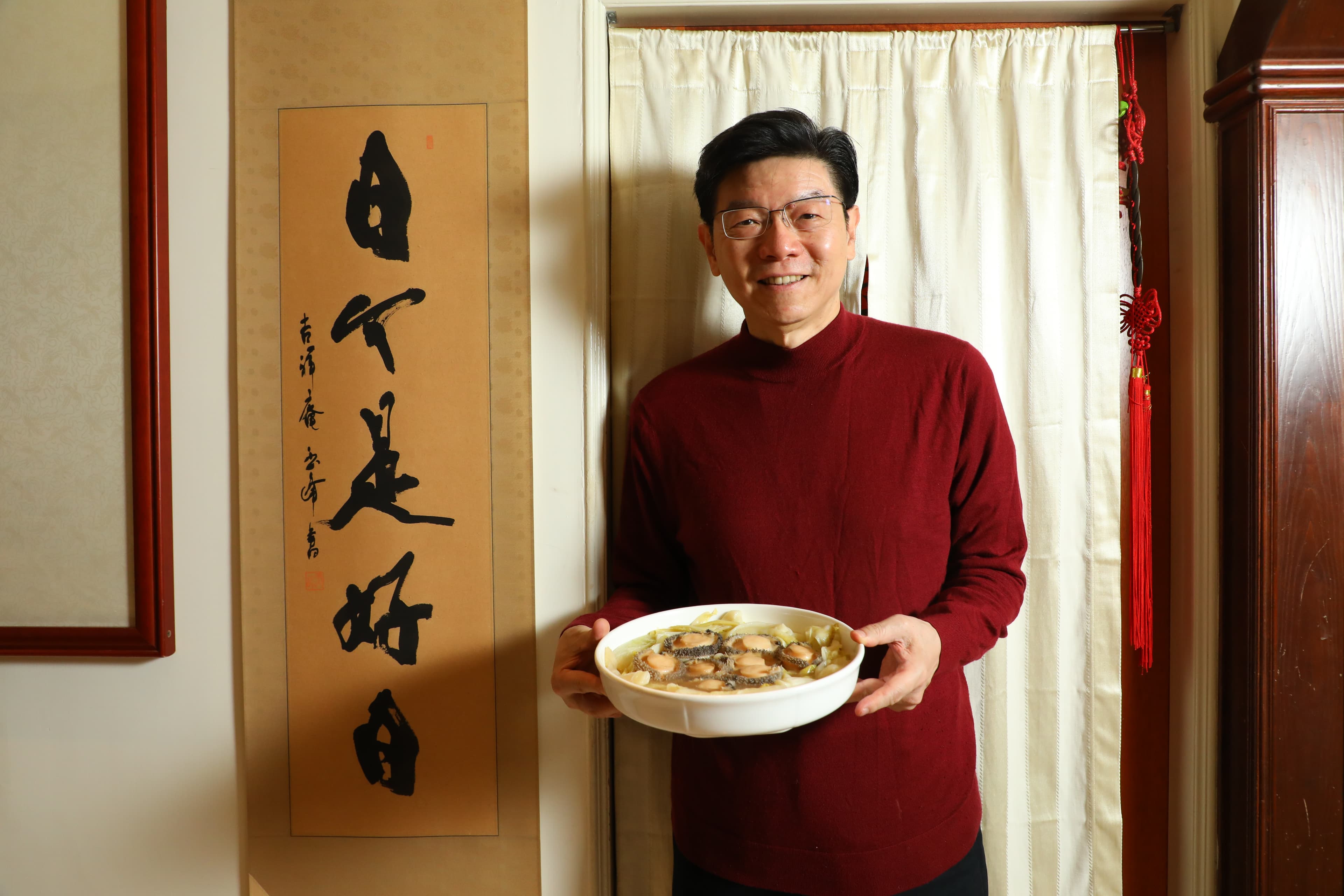 已出版兩本《裴社長廚房手記》的裴偉,現在正走遍全台,籌備以小吃為主題的第三本美食書。
