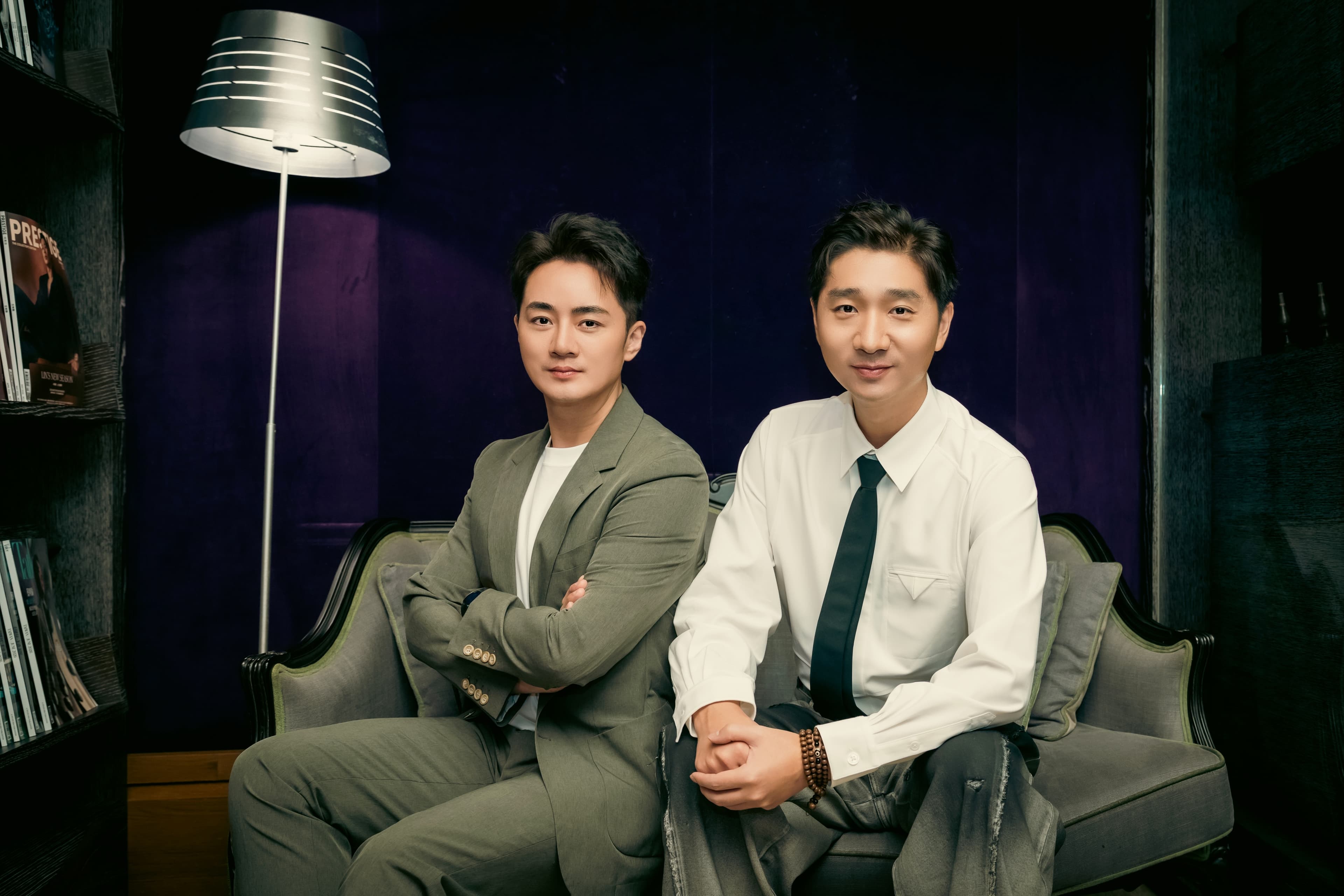 陳大愚(右)是資深舞台劇演員,也是《戲臺》的執行導演,這次與余少群一起來參加兩岸電影展。(兩岸電影展提供)
