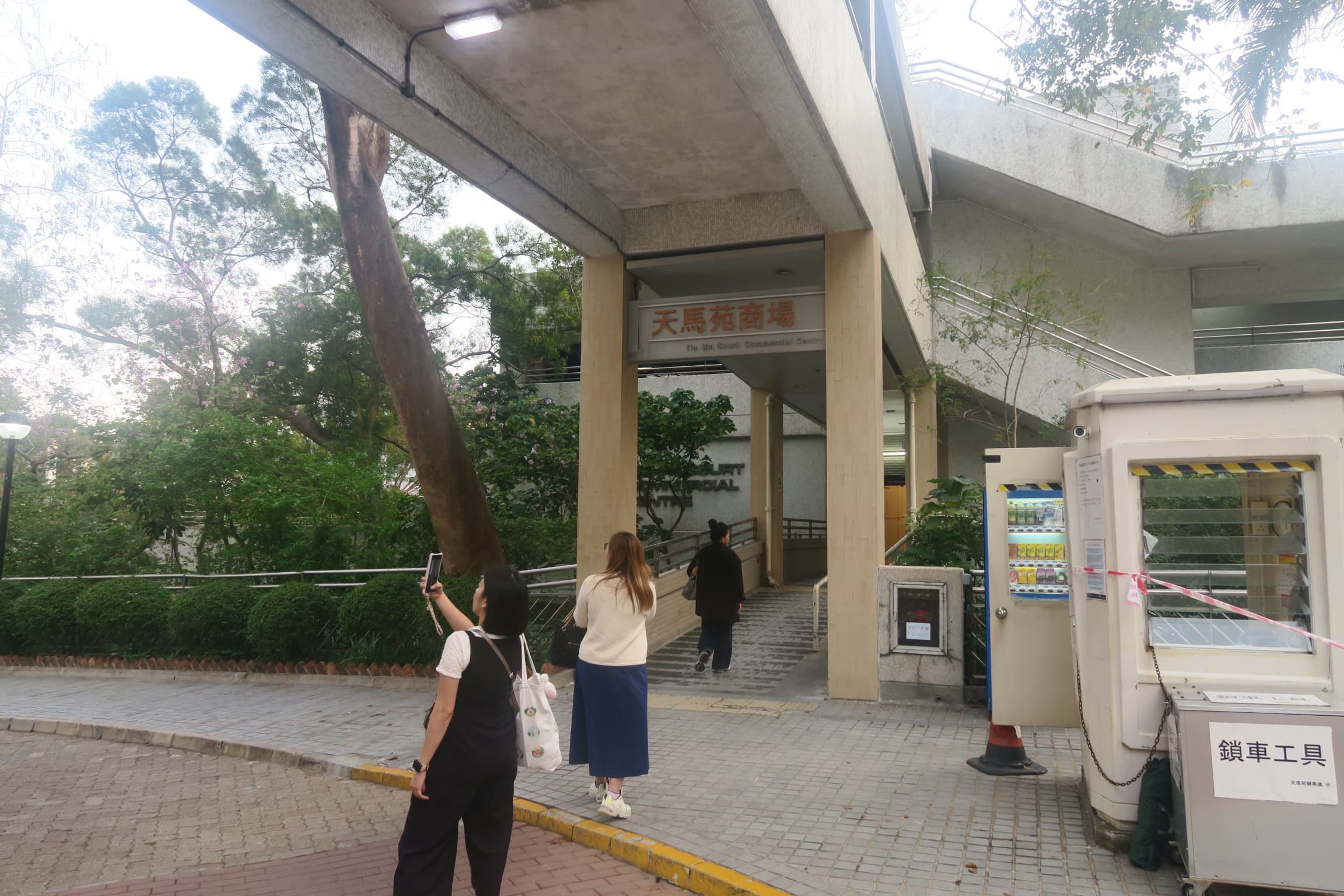九龍飯館開在僻靜的公屋附設商場內,低調到不行。