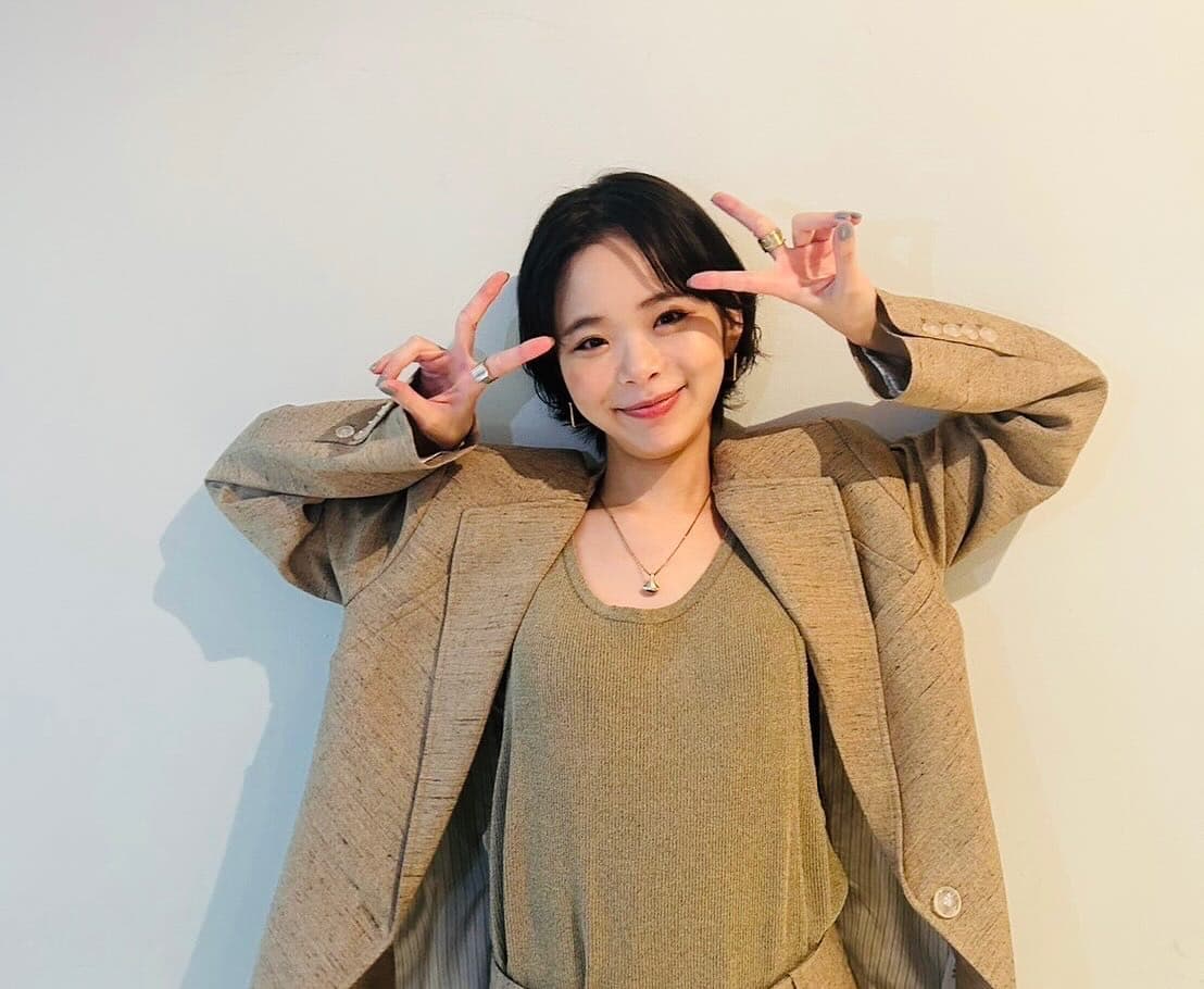 去年8月與日本資深男星水谷豐的35歲女兒、女演員趣里奉子成婚,婚後不久更迎來孩子誕生。(翻攝自趣里IG)