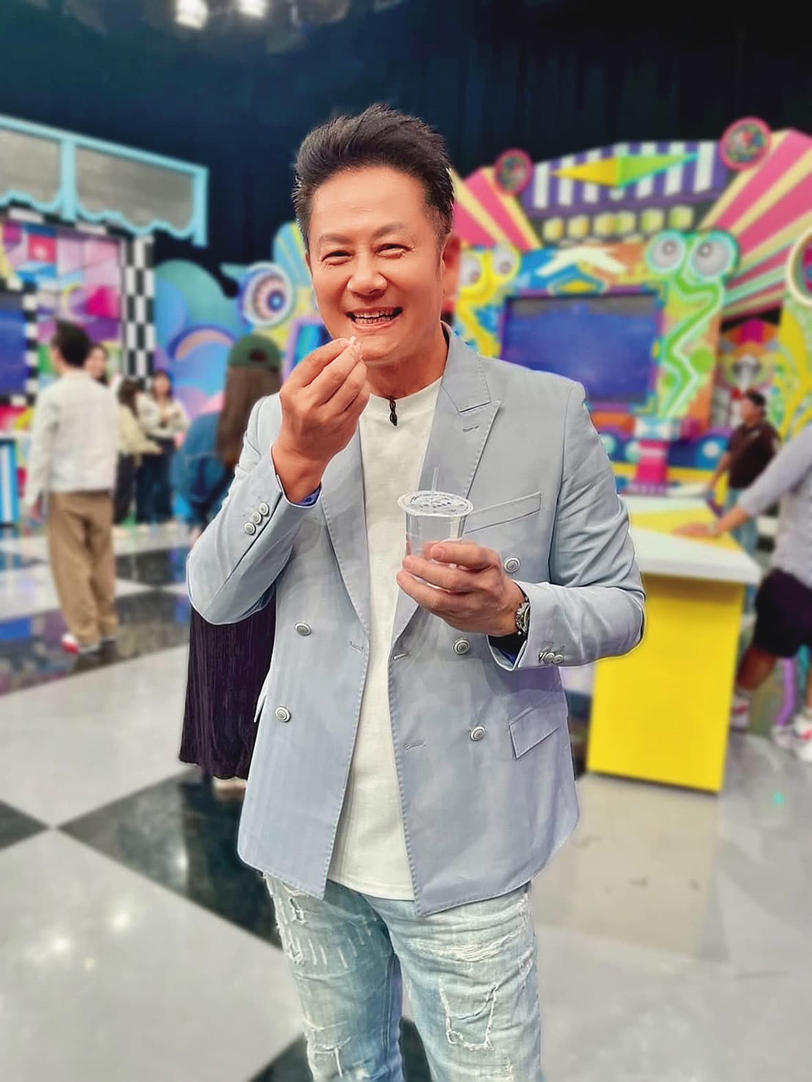 徐乃麟主持《天才衝衝衝》超過20年,以鮮明主持風格打造台灣最具代表性的長壽益智綜藝節目。(翻攝自徐乃麟臉書)
