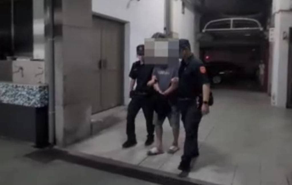 檢方複訊後依槍砲、殺人未遂等罪對張男聲押禁見。(翻攝畫面)