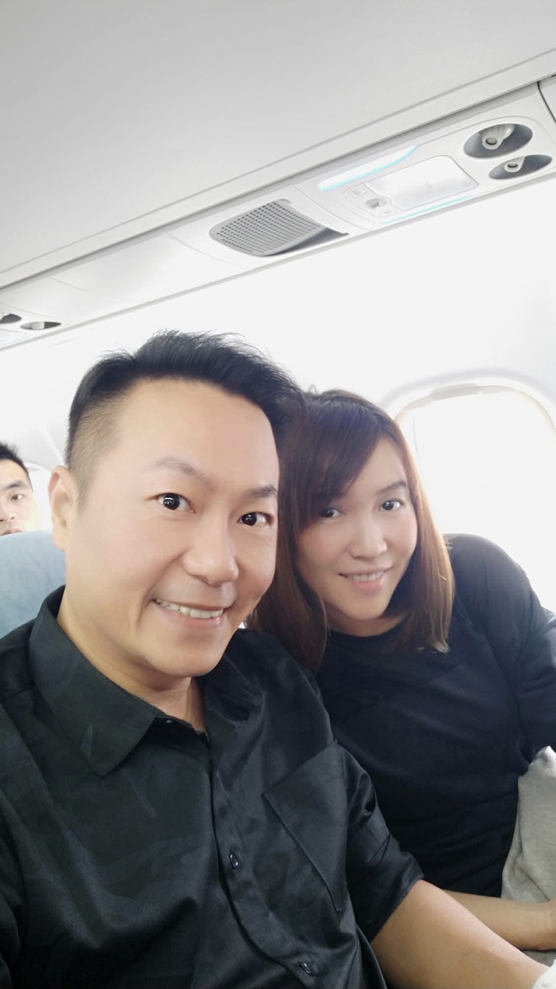 張克帆的妻子雙兒是一位才貌兼備的畫家。(翻攝自張克帆臉書)