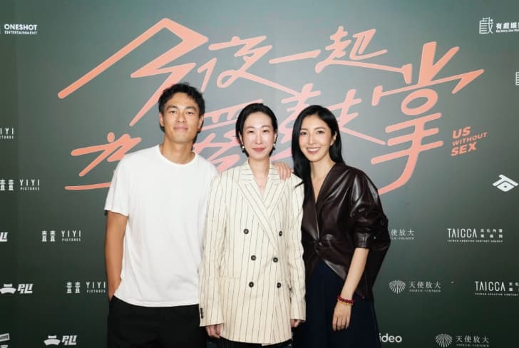 壹壹影業負責人黃郁茹（中）曾與楊祐寧（左）、楊謹華合作《今夜一起為愛鼓掌》。（壹壹影業提供）