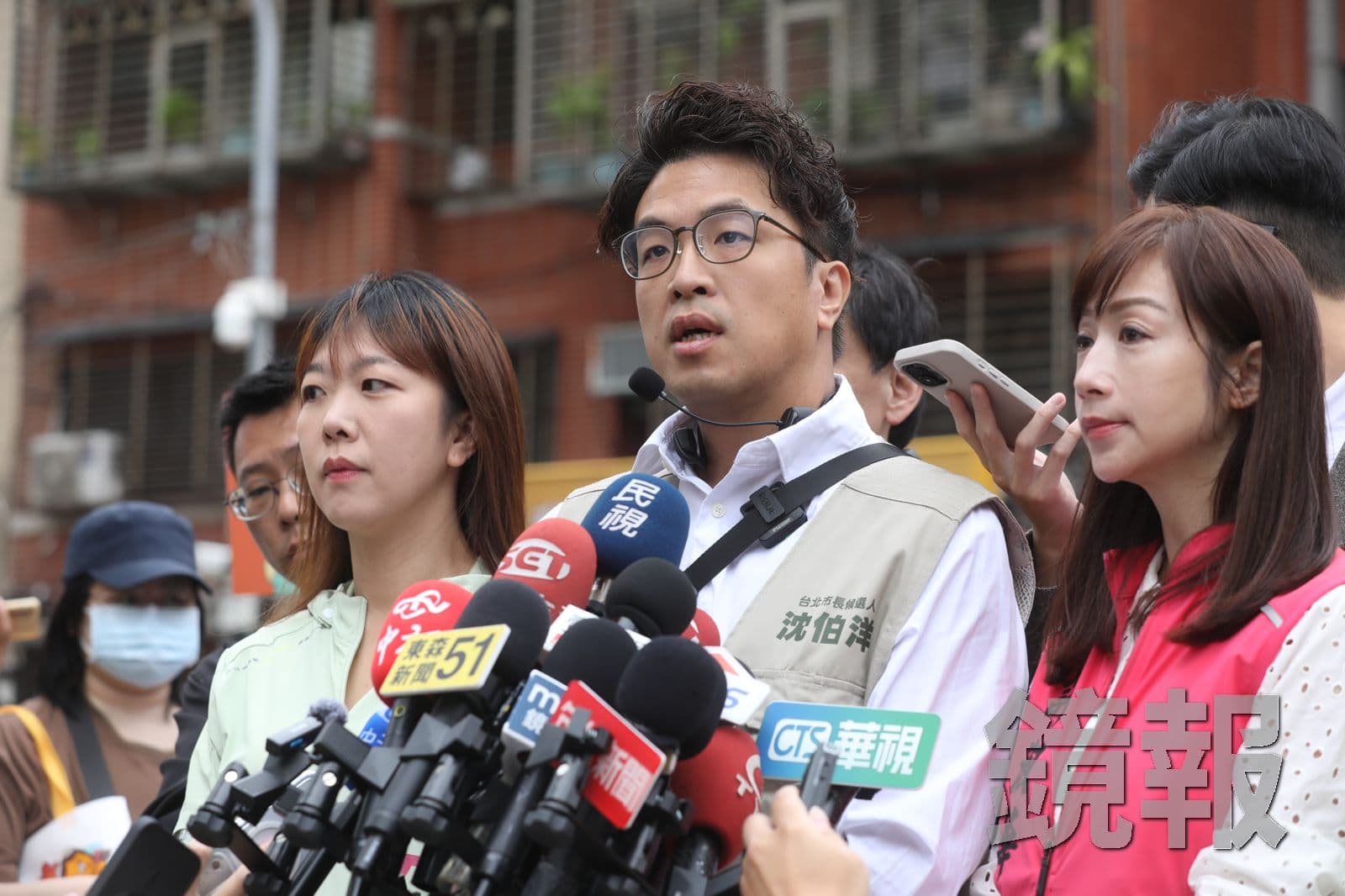 民進黨台北市長參選人沈伯洋今下午將登上趙少康節目,引發「破圈無極限」討論。攝影林煒凱