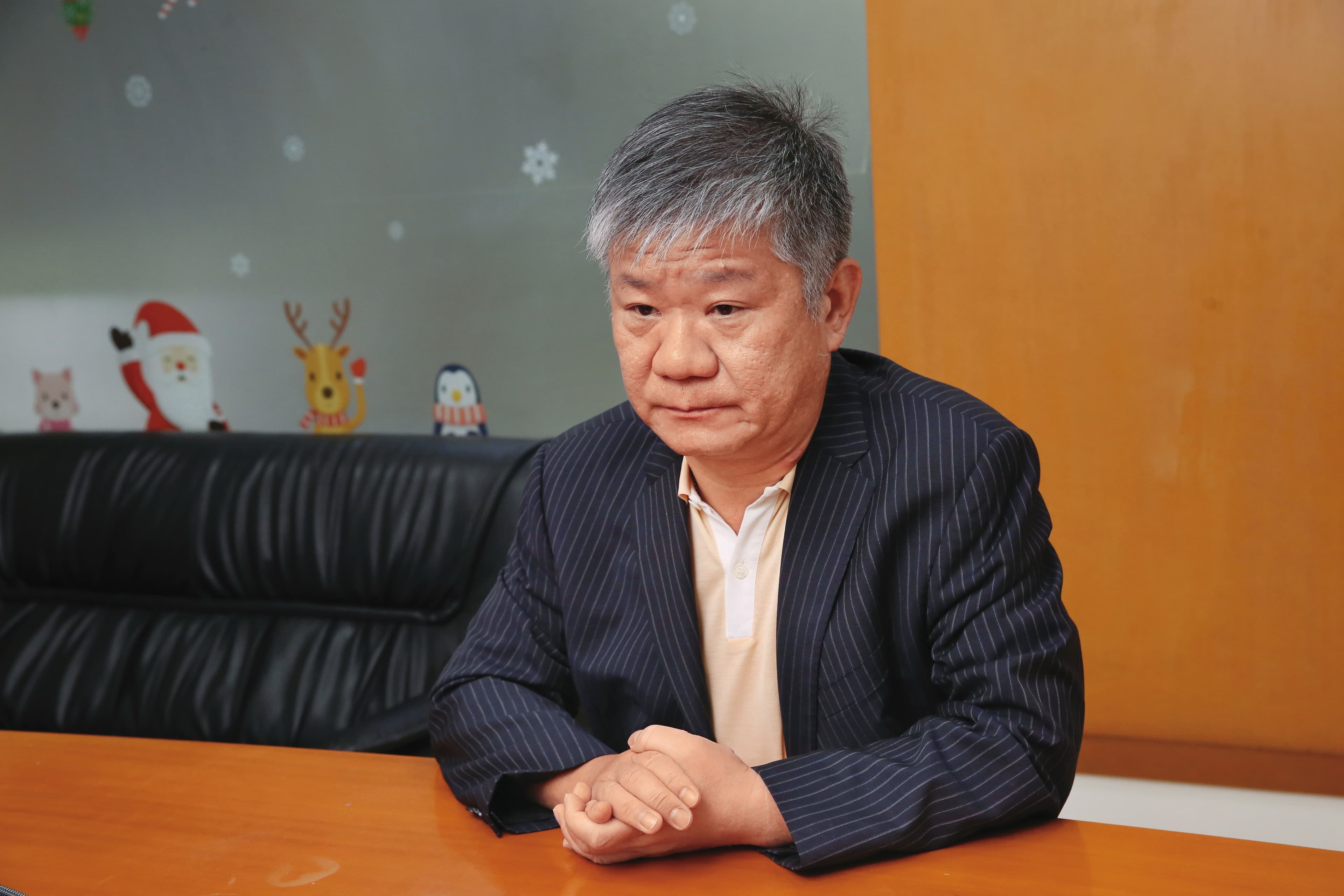 泰山董事長劉偉龍一千萬元交保。