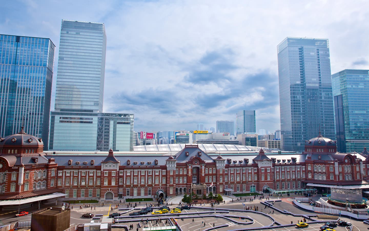 達美航空為了保住在東京轉運樞紐的優勢,只能犧牲部分成田航班來卡位羽田機場的時間帶。