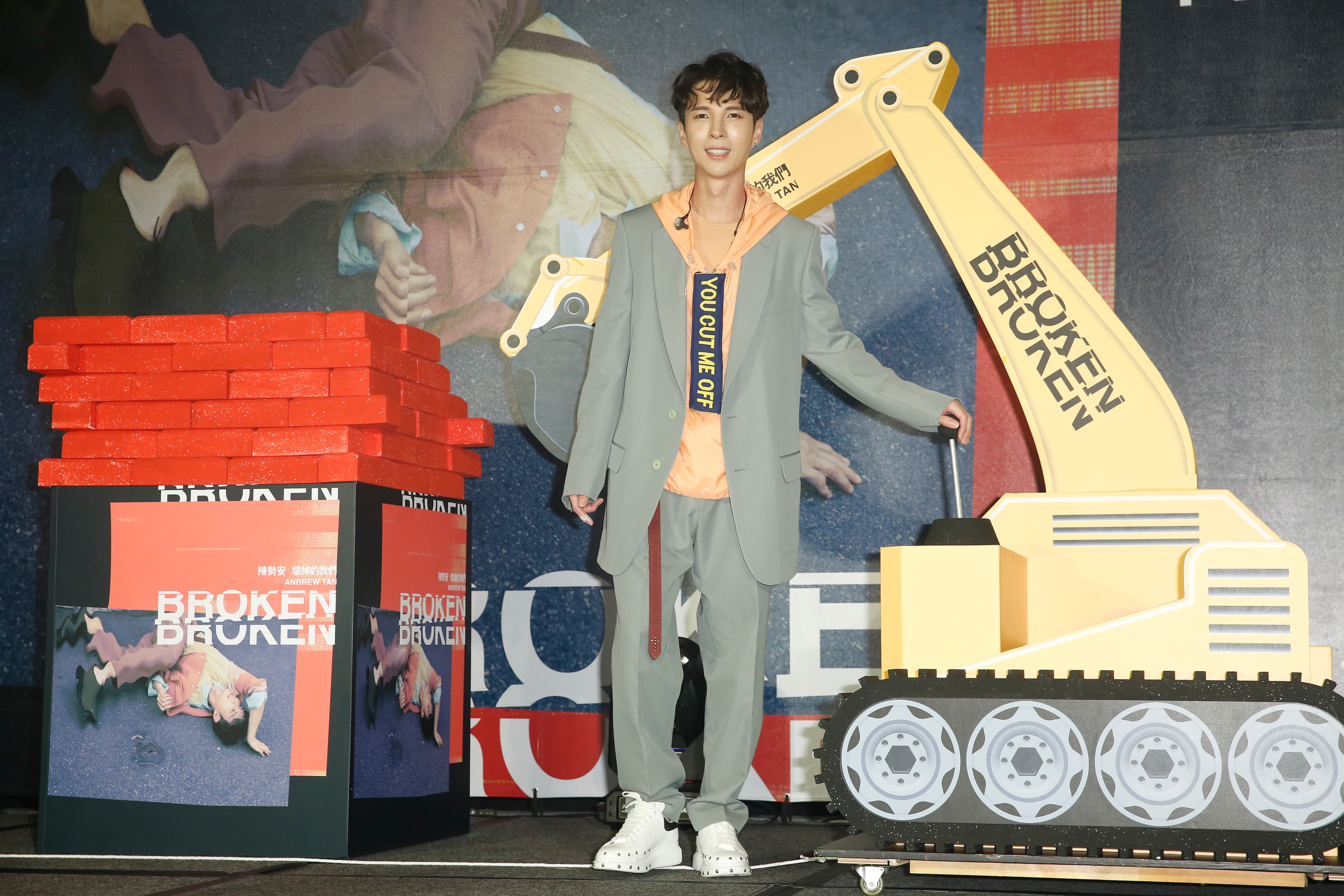 陳勢安演完美詮釋情歌,整個人瘦身6公斤,大肌肉也消風。