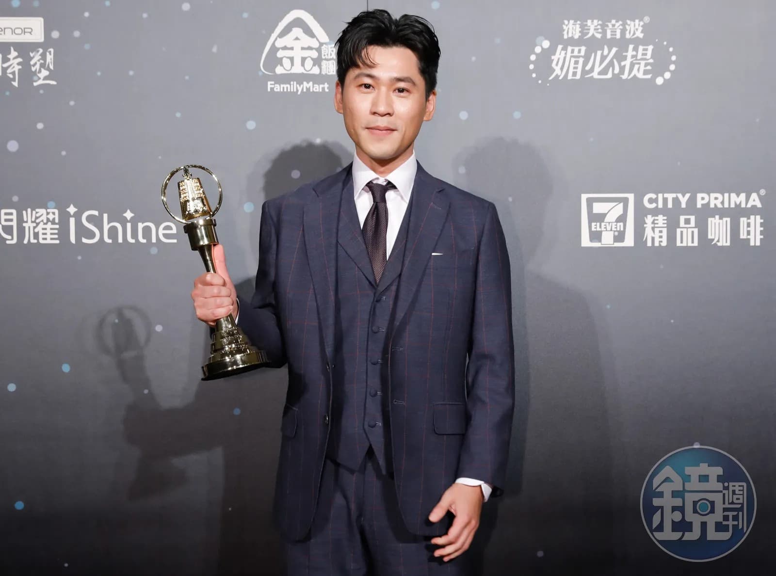疫情期間黃迪揚完全沒工作,還想去送外送貼補家計,多虧妻子全力支持並鼓勵專注演戲,日後終成功敲響金鐘。(本刊資料照)