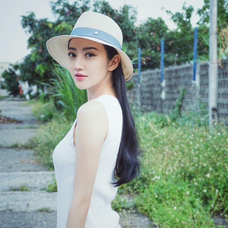 景甜長相雖甜美,星運仍然好到令許多人難以相信。