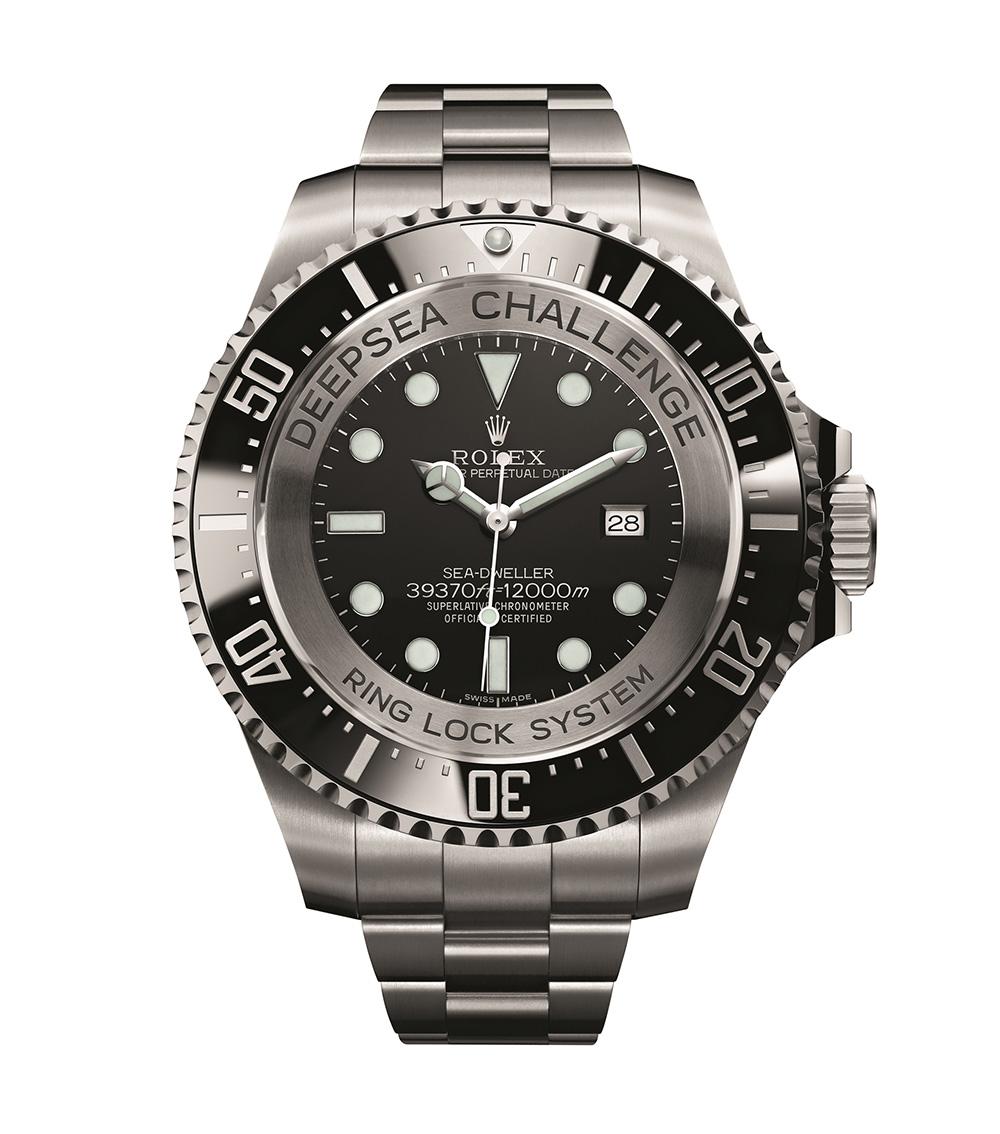 作為美國名導James Cameron馬里亞納海溝挑戰計畫的主要贊助品牌，ROLEX特別打造了一款名為「Deepsea Challenge」的海使特殊款吊掛於潛艇外，一同潛下10,890米/35,756英尺的海溝底。這款腕錶的錶徑51.4mm、厚28.5mm、半球形藍寶石水晶錶鏡厚達14.3mm，巨大的尺寸幾乎完全無法配戴，所以僅是一款專為破紀錄而打造的特仕腕錶。 