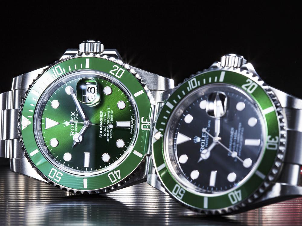  (左) Submariner Date Ref. 116610LV「二代綠水鬼」/功能：時、分、秒、日期顯示/防水300米/機芯：自動上鍊機芯/建議售價：NT$290,500 /(右) Submariner Date Ref.16610LV「綠水鬼」/功能：時、分、秒、日期顯示/防水300米/機芯：自動上鍊機芯/市價：約NT$260,000